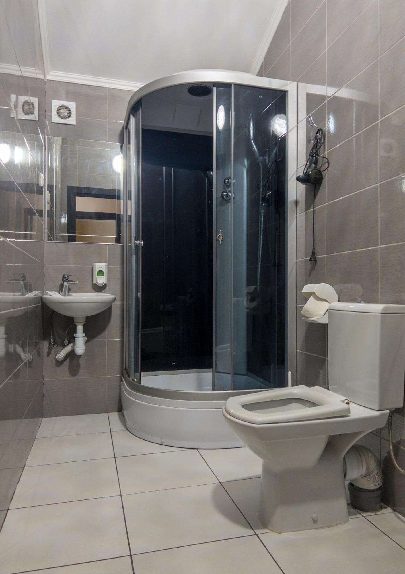 Орк "Блісс" Hotel Rivne Quarto foto